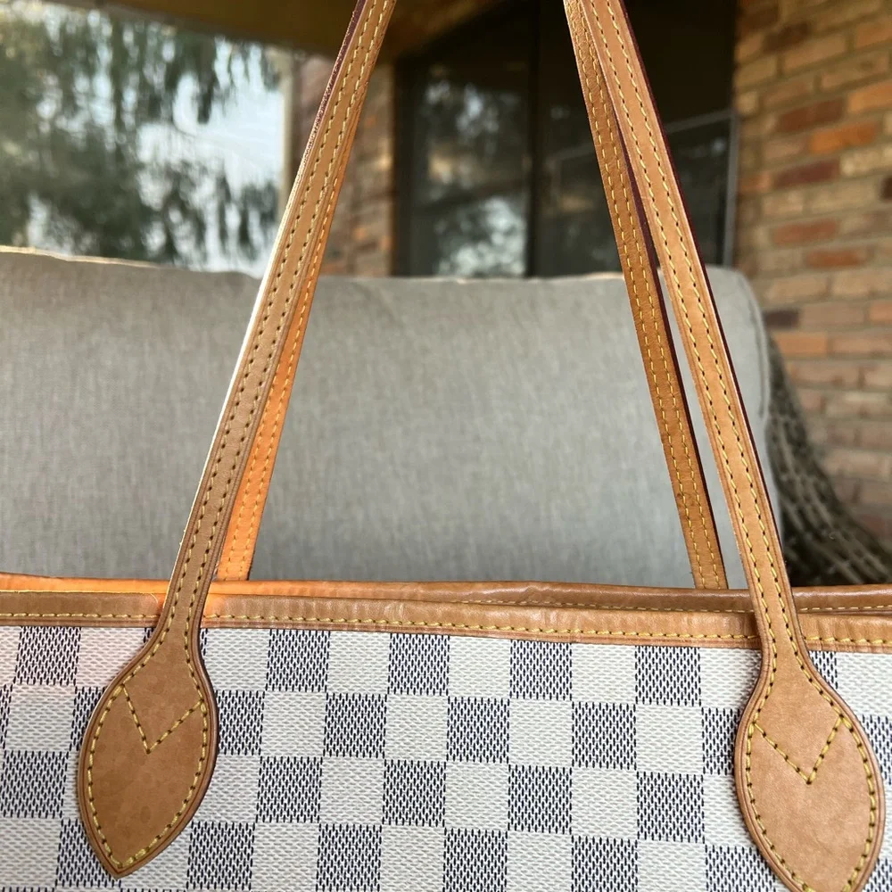 Louis Vuitton Damier Azur Tote with Vachetta Trim - Picture 4 of 16